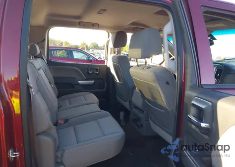 2015 Chevrolet Silverado 1500 1Lt z USA, uszkodzony, nr VIN 3GCUKREC8FG368515